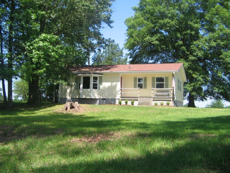 Recently Renovated Ranch On 10 Acre : Madison : Walton County : Georgia