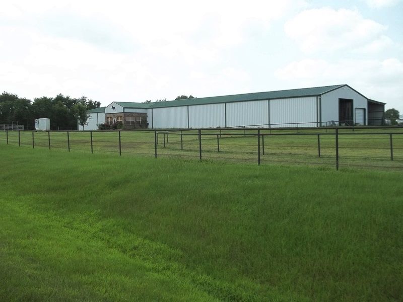 93 Ac. Farm with A 60 X 200 Barn : Senatobia : Tate County : Mississippi