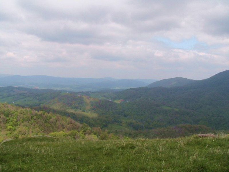 High Elevation, Long Range Views In : Independence : Grayson County : Virginia