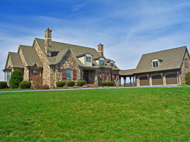 Horse Farm Near Harrisonburg : Mount Sidney : Augusta County : Virginia