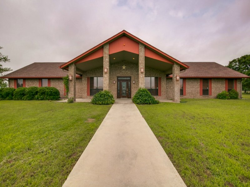Premier Tx Home & Ranch Auction : Pleasanton : Atascosa County : Texas