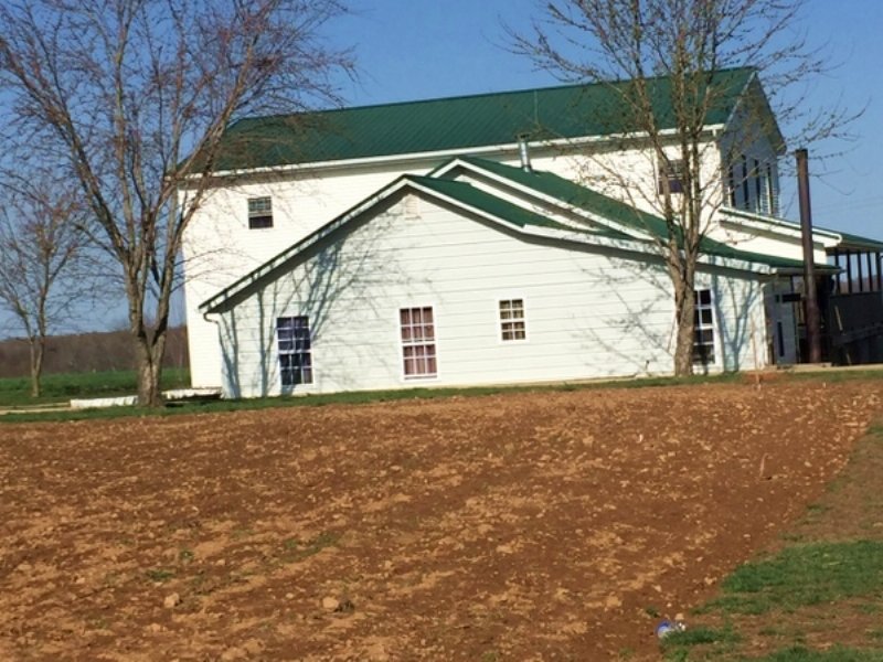 Nice Amish Home On 26 Acres : Hardyville : Hart County : Kentucky
