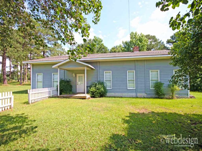 Beautiful Farm House On 9+ Acres, Farm for Sale in 108815