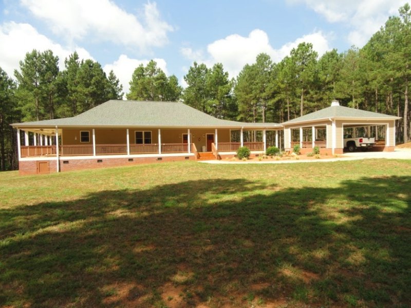 Pecan Road Estate, Farm for Sale in South Carolina, 111121 FARMFLIP