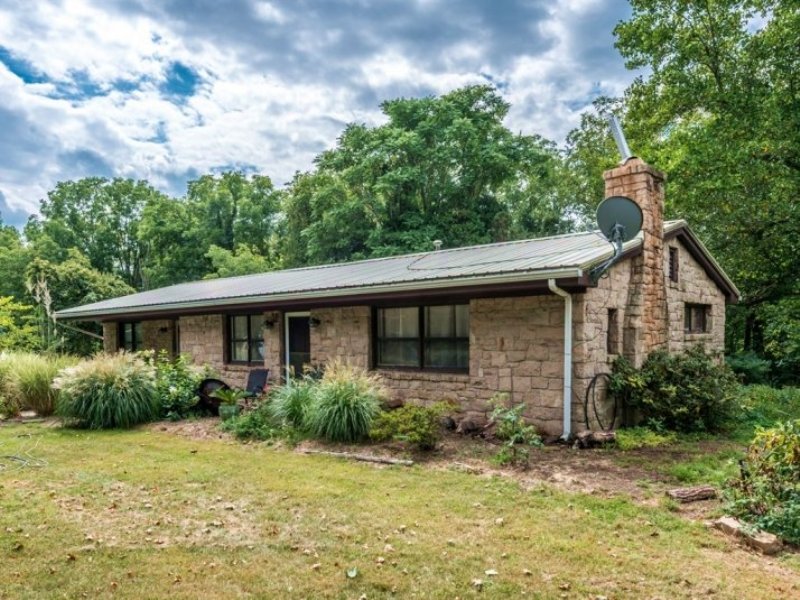 Absolute Auction Horse Farm W/ Home, Farm Auction in Pennsylvania