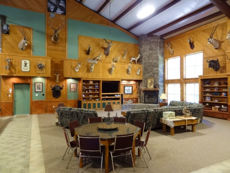 Duck Tales Hunting Lodge and Land, Farm for Sale in Arkansas, 116398 FARMFLIP