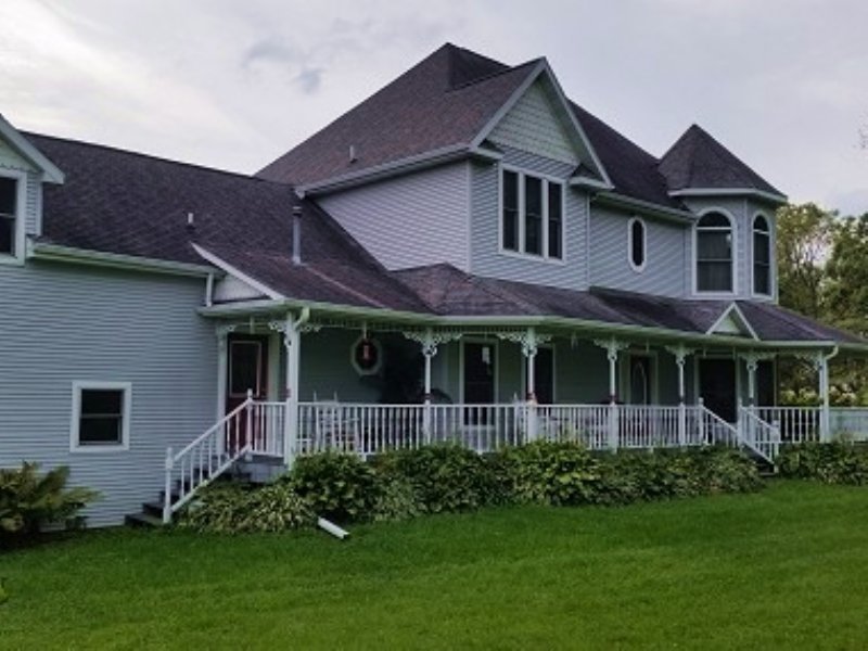 Country Home W/ Acreage for Sale, Farm for Sale in Wisconsin, 117360