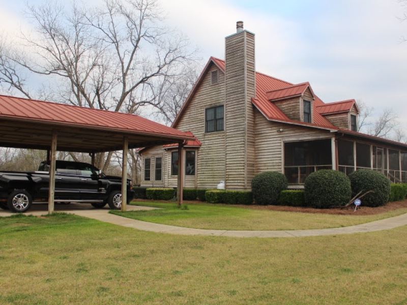 Country Home On Cattle Farm, Farm for Sale in 122492 FARMFLIP