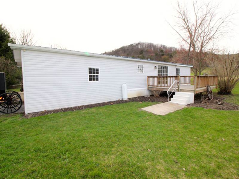 20+/ Acres Land, Home, Pasture Farm Auction in Muncy, Northumberland