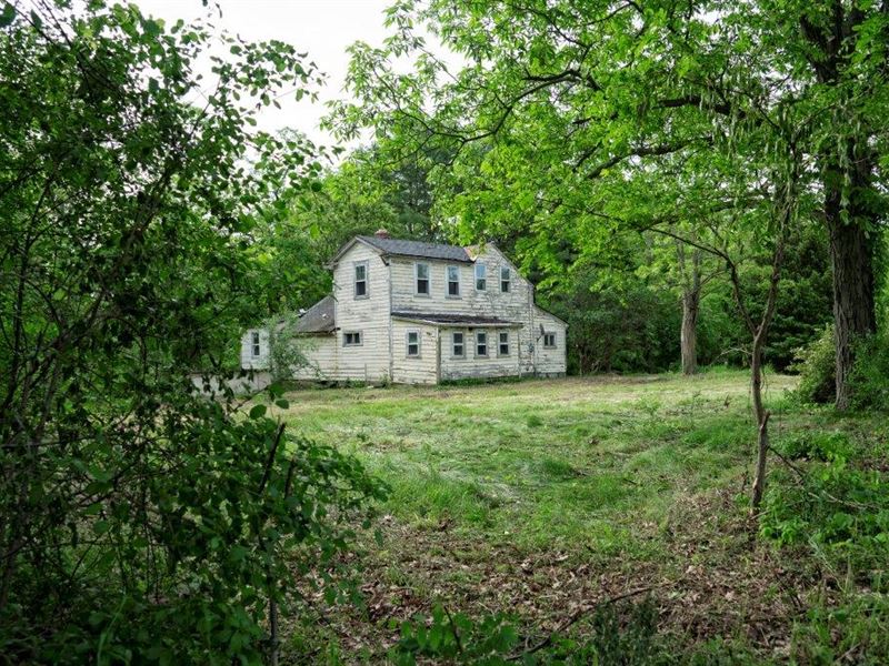 This Old Farmhouse : Halcott : Greene County : New York