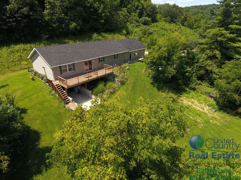 Trophy Deer Hunting Camp in Sw Wi : Gays Mills : Crawford County : Wisconsin