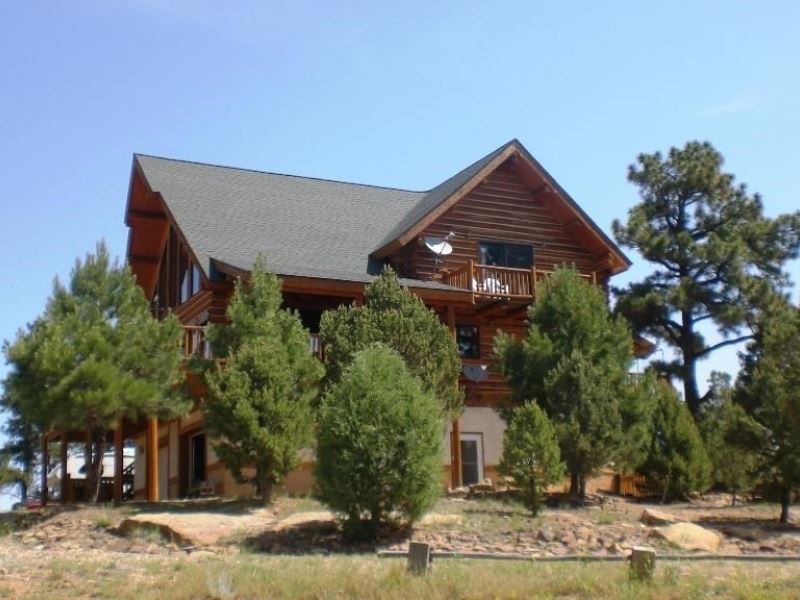 Custom Log Home : Aguilar : Las Animas County : Colorado