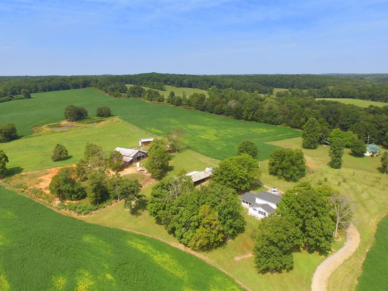 Beautiful Farm On Yellow Creek, Farm for Sale in Tennessee, 130839
