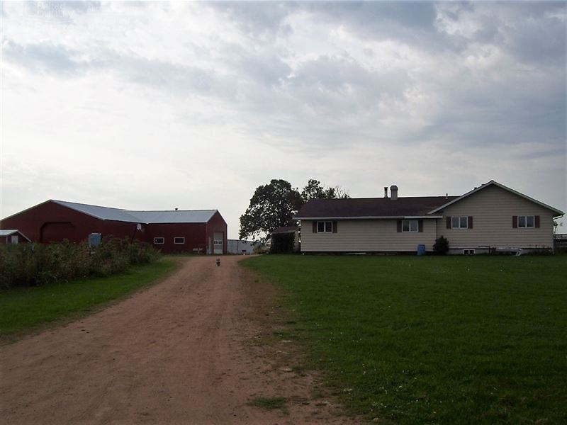 Country Amish Farm Home, Farm for Sale in Wisconsin, 131726 FARMFLIP