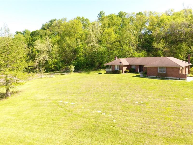 80 Acres, Home 6 Acre Lake : Napoleon : Lafayette County : Missouri