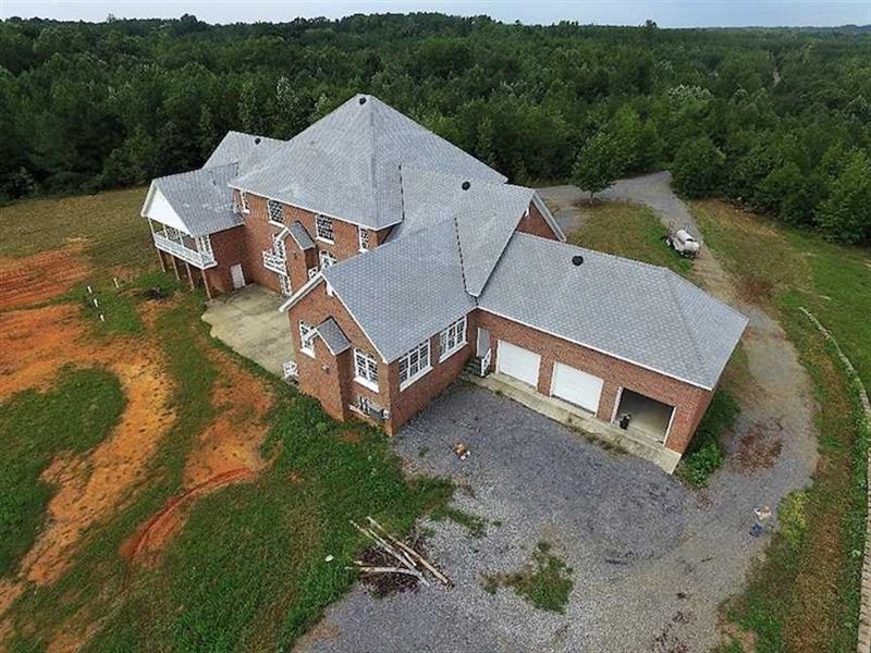 10 Acres of Residential Land For : Wilsons : Dinwiddie County : Virginia