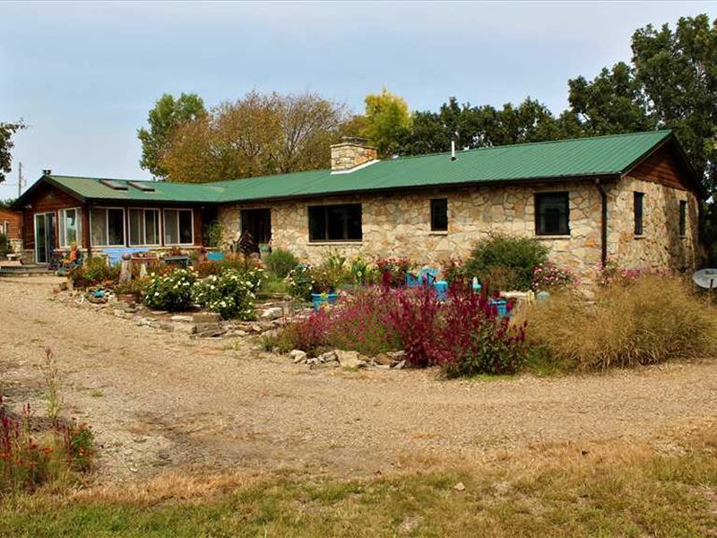 Prairie Rose Farm, Farm for Sale in Kansas, 134991 FARMFLIP