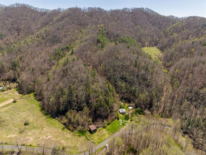 138 Acre Mountain Development Op : Green Mountain : Mitchell County : North Carolina