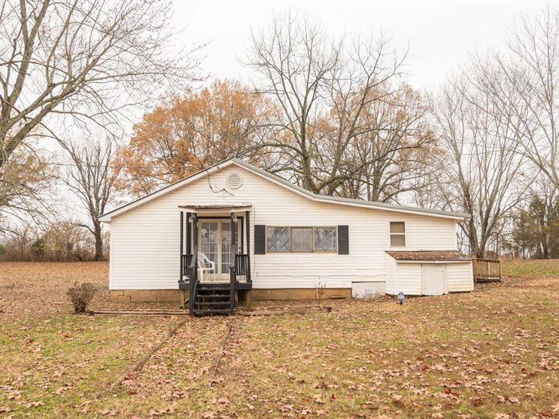 Quiet, Country Home : Doniphan : Ripley County : Missouri