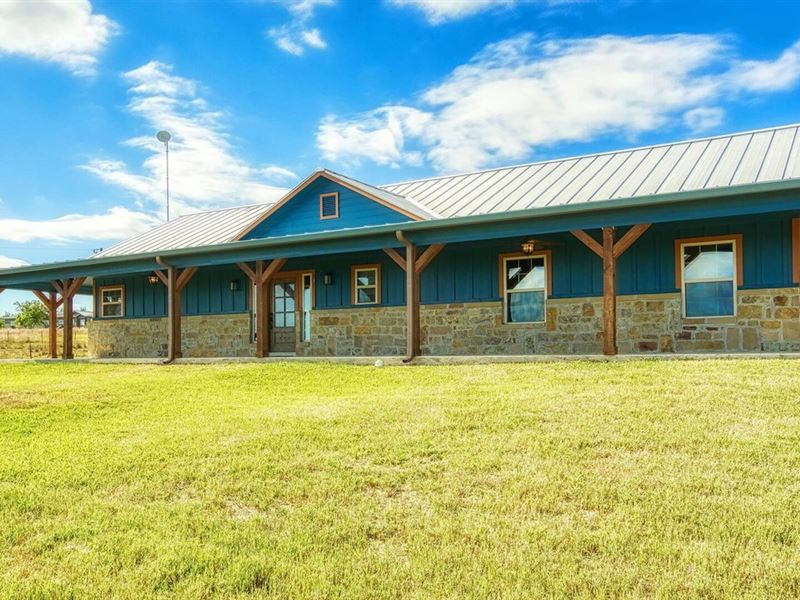 Blue Star Ranch : Floresville : Wilson County : Texas