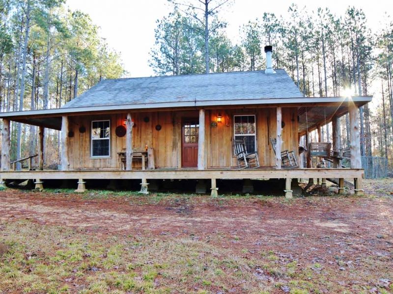 Hunting Lodge Guest Cabin Lake For Farm for Sale in Gloster, Amite