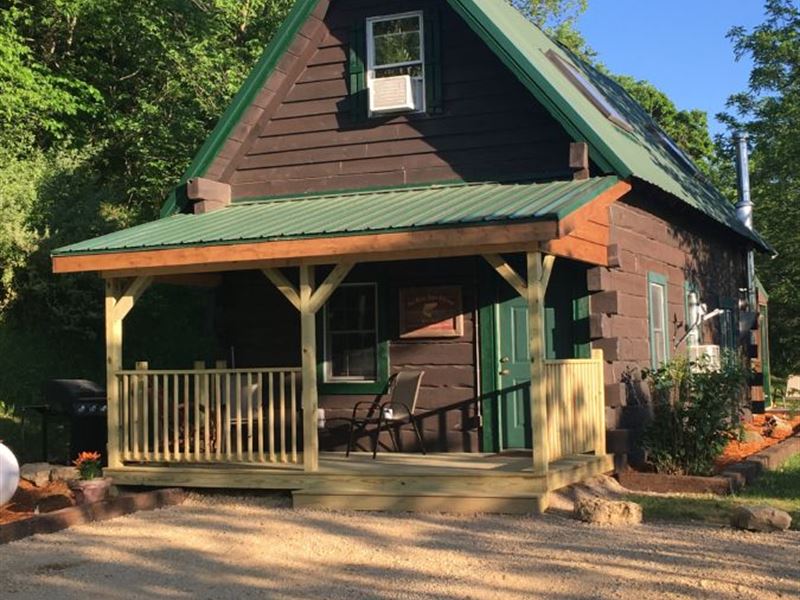 Cabin with Investment Potential : Viola : Vernon County : Wisconsin