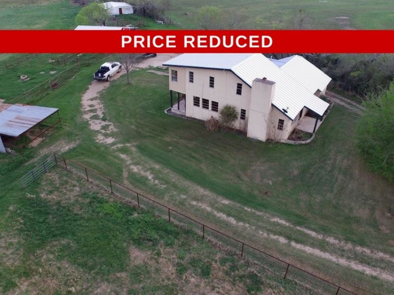 Rankin Arena Ranch : Von Ormy : Bexar County : Texas