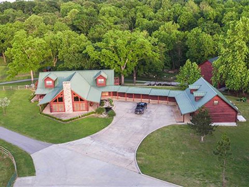 107.56 Acres With 4,268 sf Farm Auction in Locust Grove, Mayes County