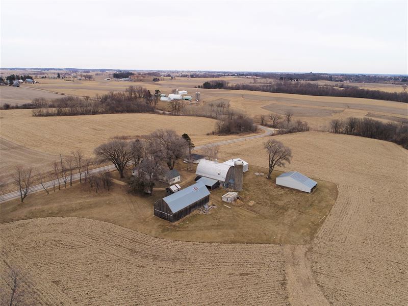Beautiful Ridge Farm with Views, Farm for Sale in Wisconsin, 146954
