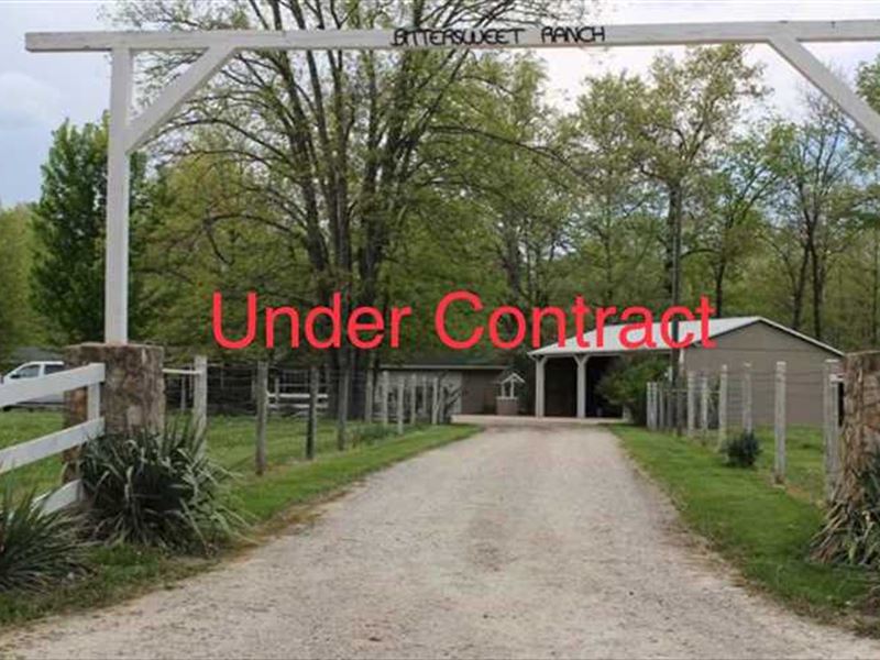 Priced to Sell is This Excellent : Williamsburg : Callaway County : Missouri