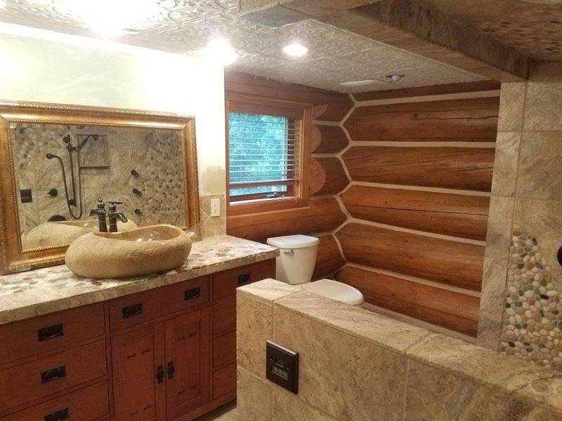 Pretty Cabin On Petty Creek : Alberton : Missoula County : Montana