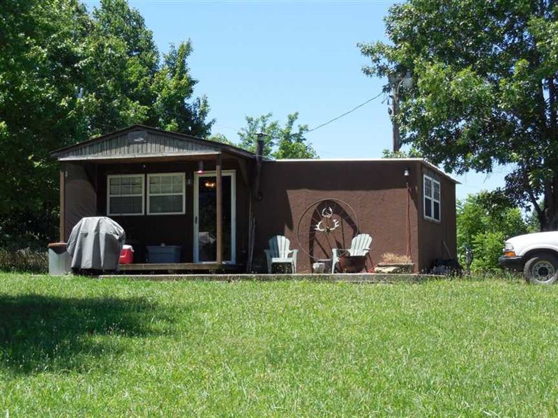 Tracts 1, 2, 3, 4 & 5 - 99.67 Acr : Breeding : Metcalfe County : Kentucky