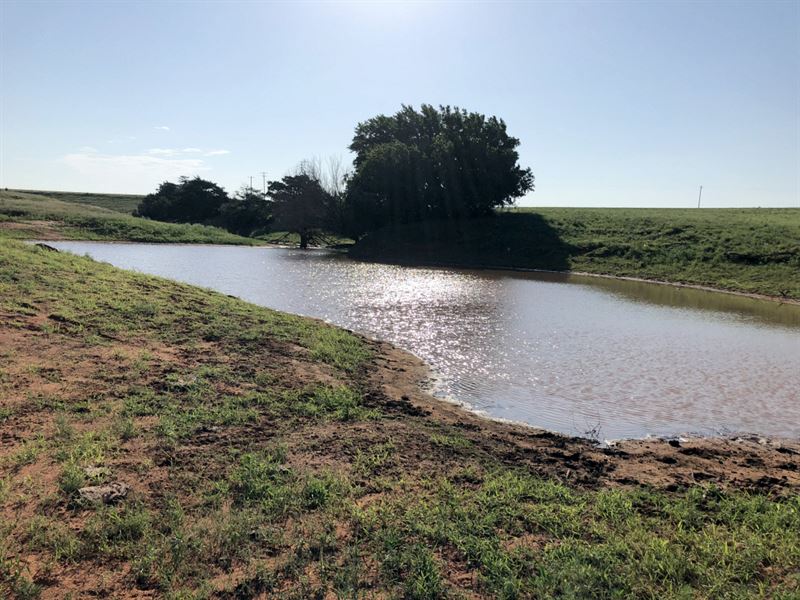 Blaine Count Land with 3 Ponds : Hydro : Blaine County : Oklahoma