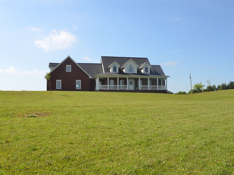 181A Prime Farmland With Brick Home Farm for Sale by Owner in Edmonton, Metcalfe County