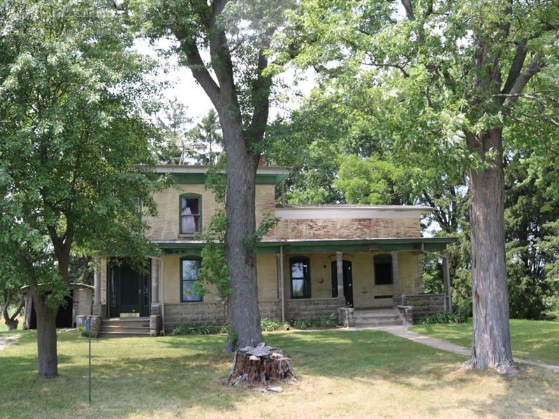 1800 Farmhouse with Acreage, Farm for Sale in Wisconsin, 157664 FARMFLIP