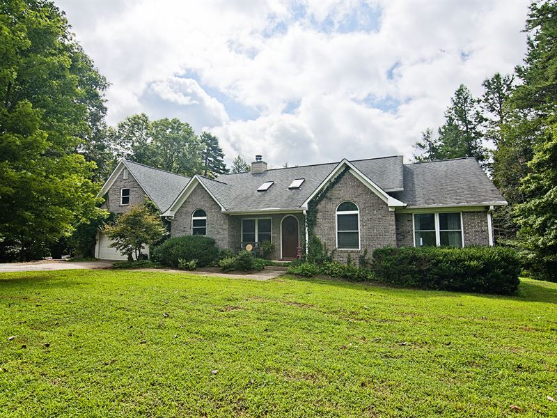 Private Home and Sanctuary 64+/ Ac, Farm for Sale in South Carolina, 157673 FARMFLIP