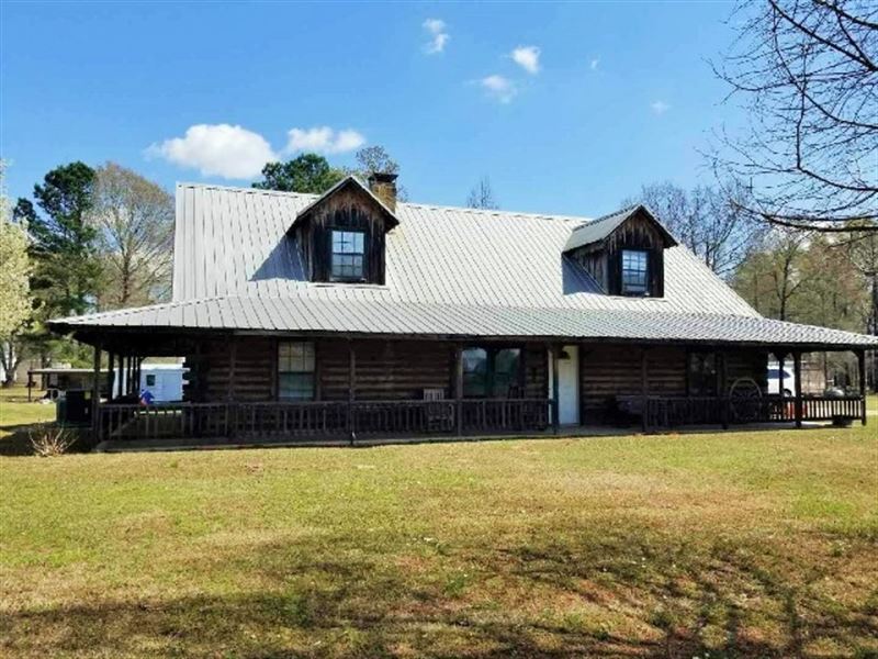 Rustic Log Home On 10 Acres, Farm for Sale in Texas, 159551 FARMFLIP