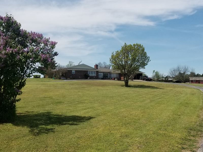 Country Estate Berryville, 10+Acres, Farm for Sale in Arkansas, 160691