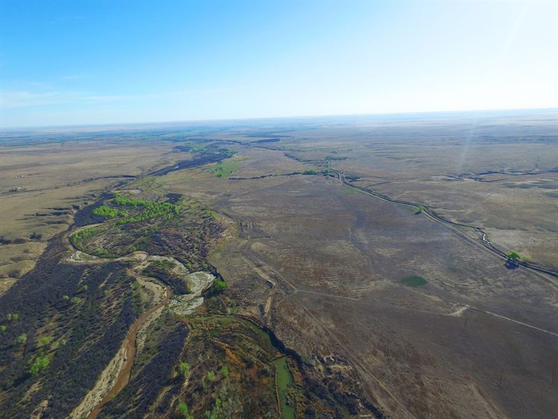 Colorado Farm & Ranch Gravel : Boone : Pueblo County : Colorado
