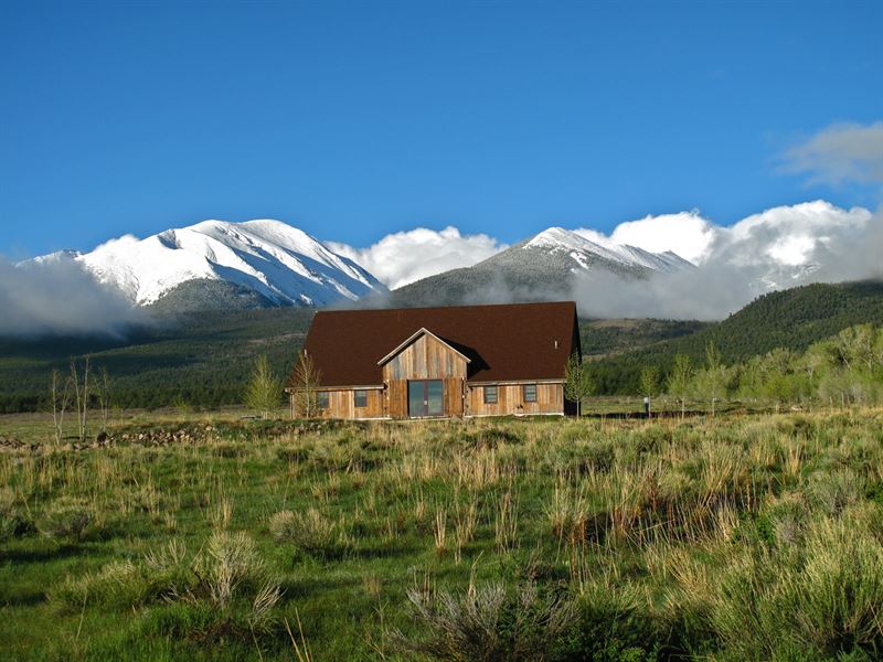Reclaimed Barnwood Home Westcliffe : Westcliffe : Custer County : Colorado