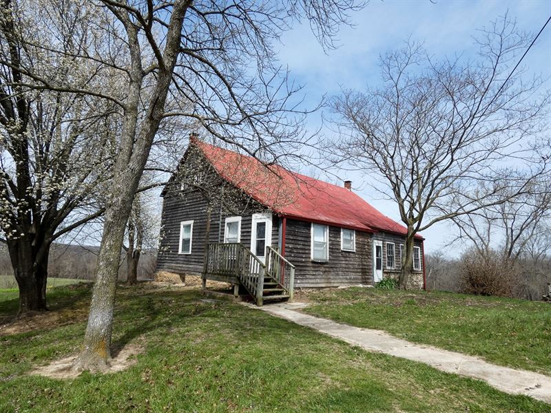 Historic Log Home & Riverfront, Farm for Sale in Missouri, 163857