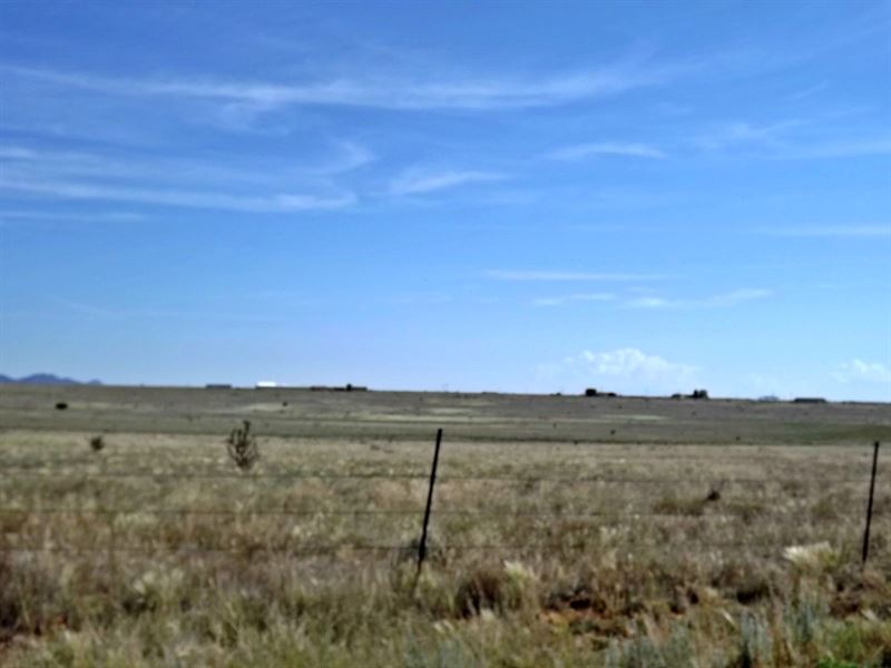 Edgewood NM 9.4 Acres Suitable : Edgewood : Santa Fe County : New Mexico