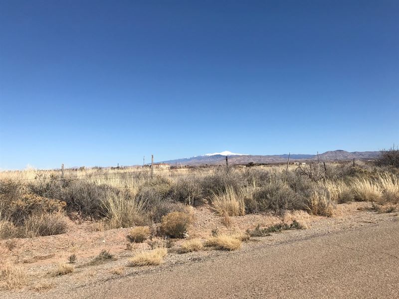 30 Acres Raw Land Tularosa, New : Tularosa : Otero County : New Mexico
