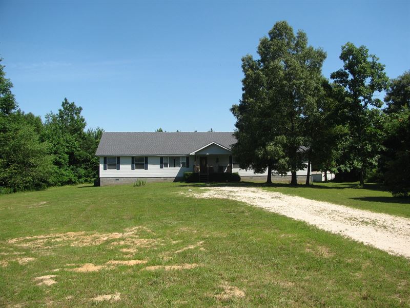 Large Country Home 5 Acres, Farm for Sale in Tennessee, 166435 FARMFLIP