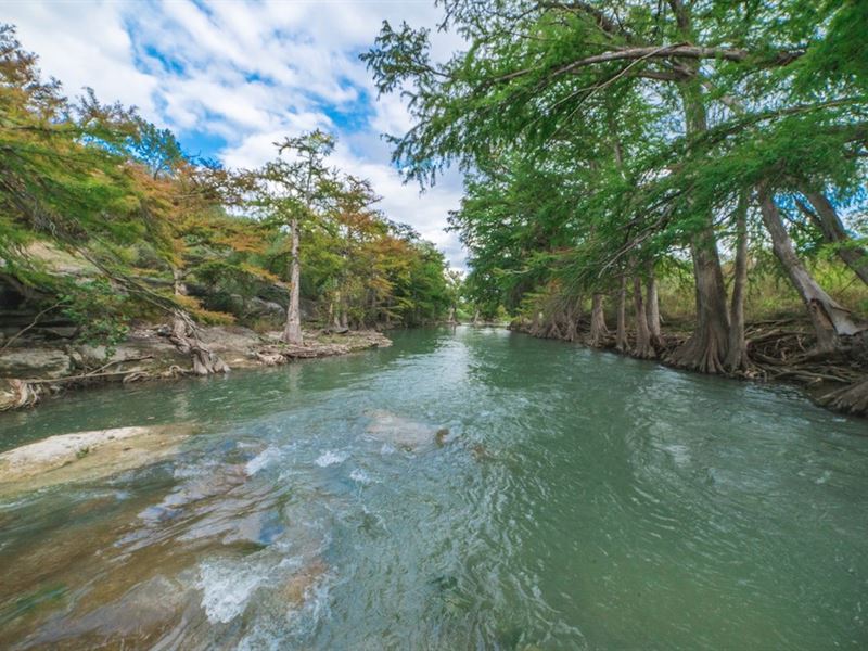 82 Acre Guadalupe River Property : Boerne : Kendall County : Texas