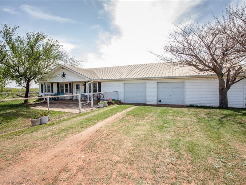 Country Homes 12 Acres Iowa Park TX Farm for Sale in Iowa Park