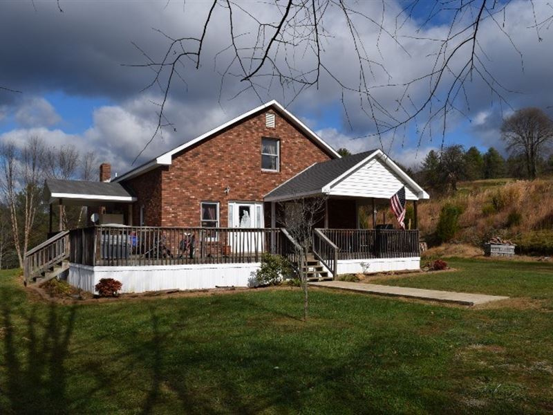 Farm with Remodeled Home Floyd VA, Farm for Sale in Virginia, 168648