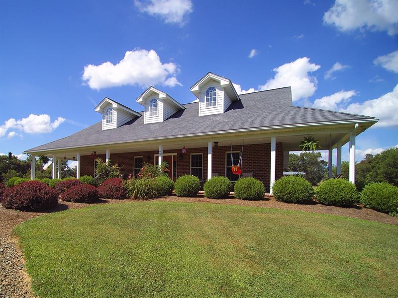 Spacious Home Acreage Blue Ridge, Farm for Sale in Virginia, 168797
