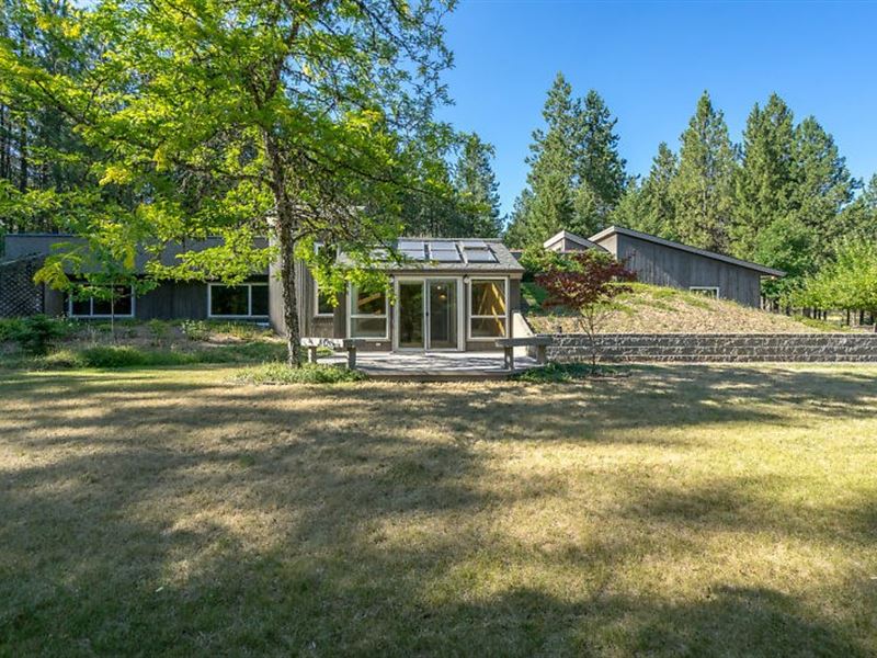 Earth Sheltered Home Coeur Dalene : Coeur D'alene : Kootenai County : Idaho