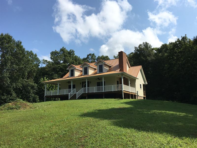 Home Acreage, Tomkinsville Farm for Sale in Tompkinsville, Monroe County, Kentucky 170263